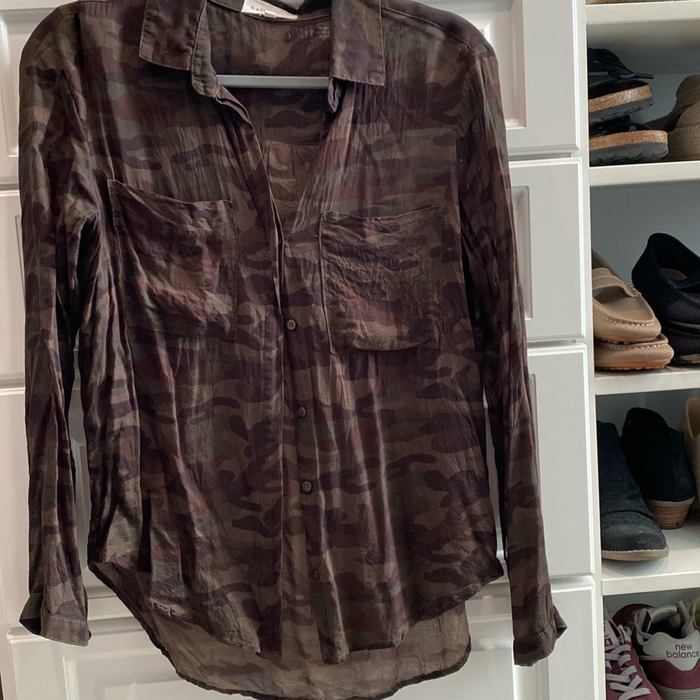 Bella Dahl Camo Shirt